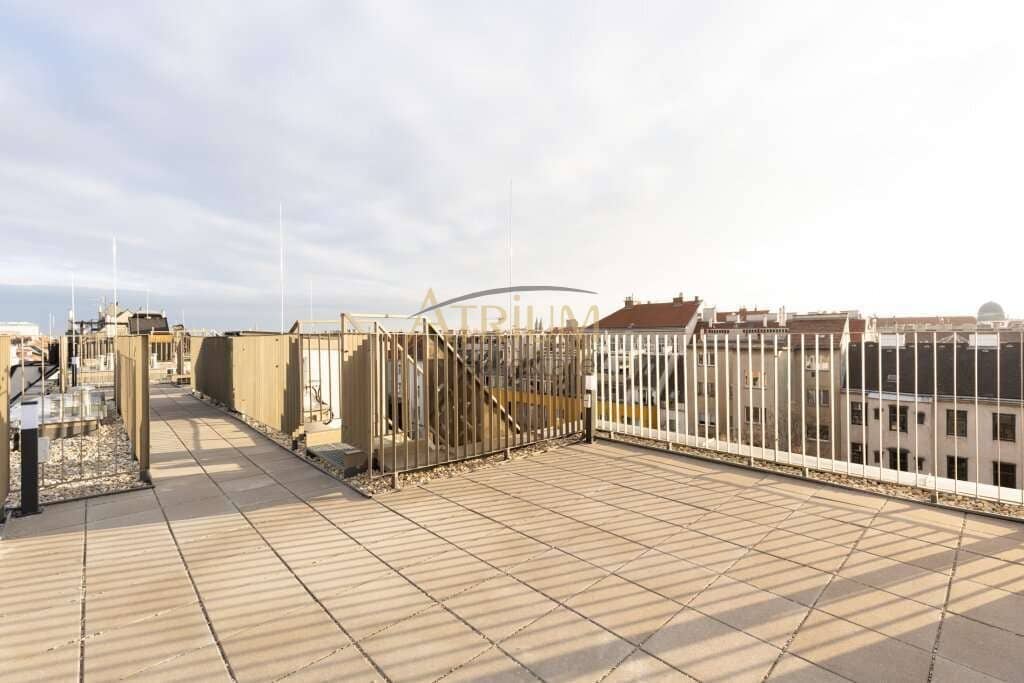 Exclusive penthouse with roof terrace and distant view First occupation in Vienna Hernals