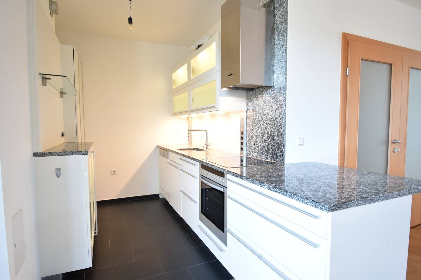 Coming Soon.. Klosterneuburg (Kierling) | Exclusive 2-room apartment with green view | large roof terrace | commission-free