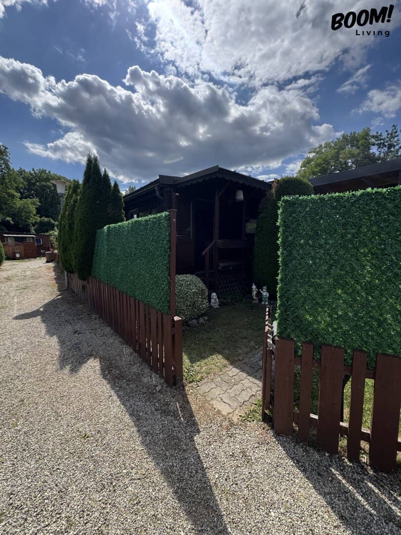 Wohnen im Grünen nahe Wien – Gartenhaus mit Hauptwohnsitz