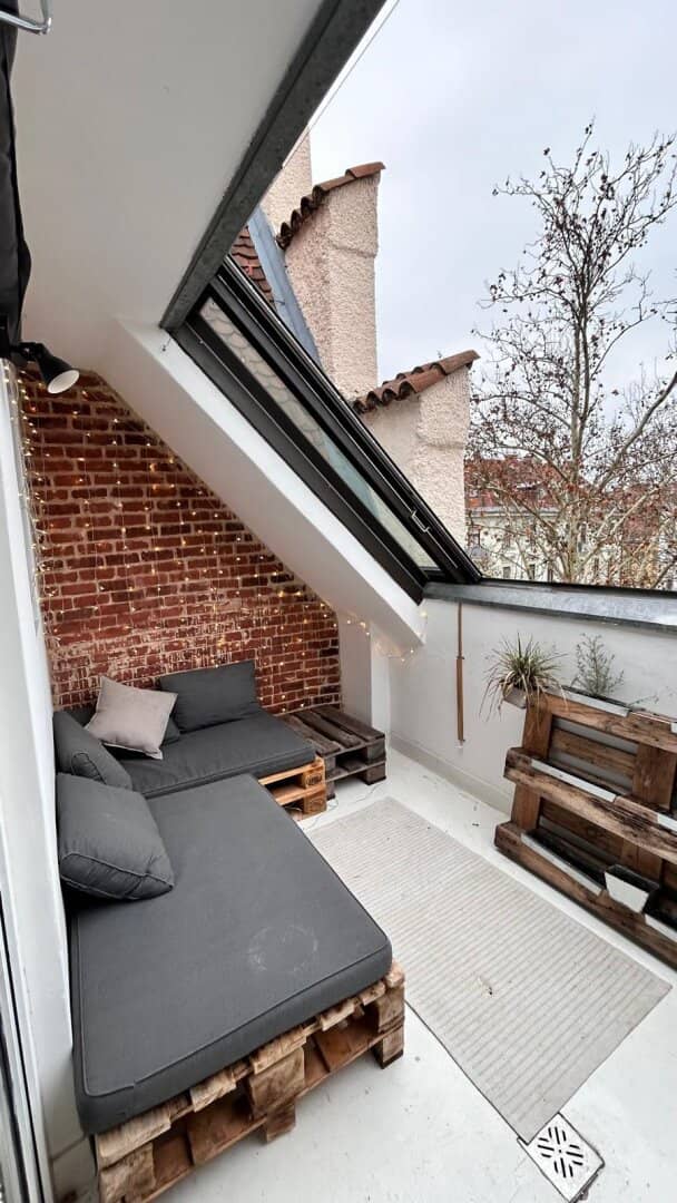 Graz: Charming old building 2-room attic apartment with sunny west-facing loggia rented until 31.12.2028