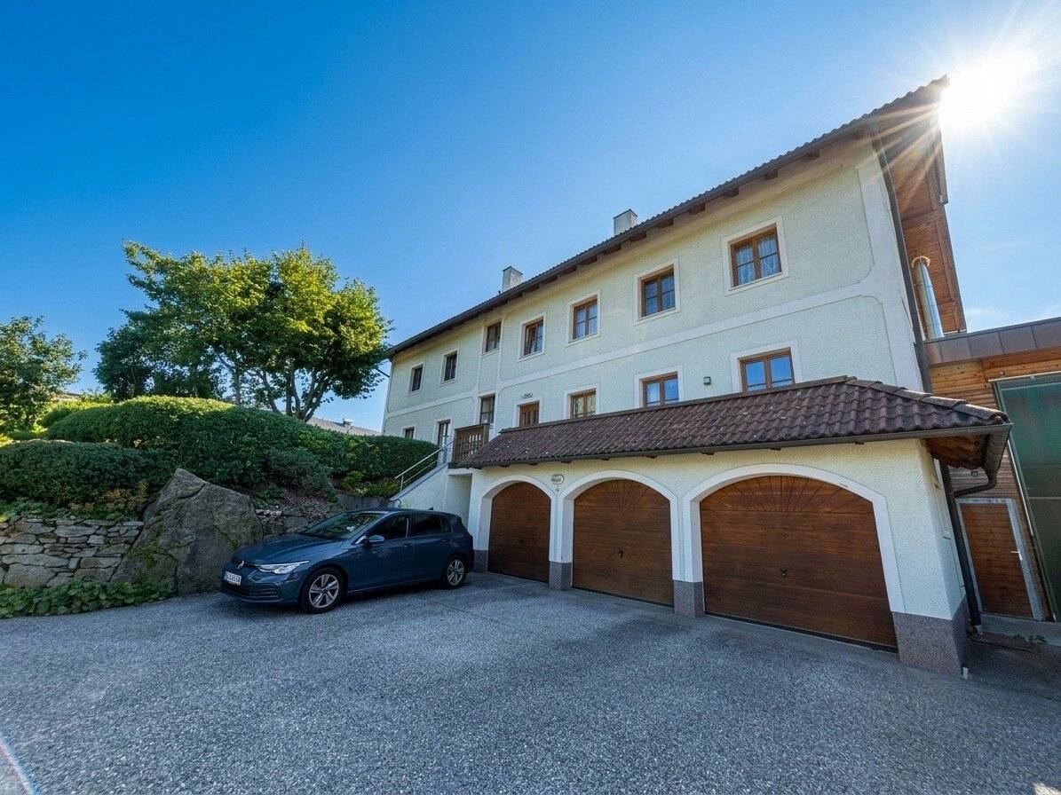Alternative to Urfahr - Cozy apartment with fitted kitchen in beautiful green location