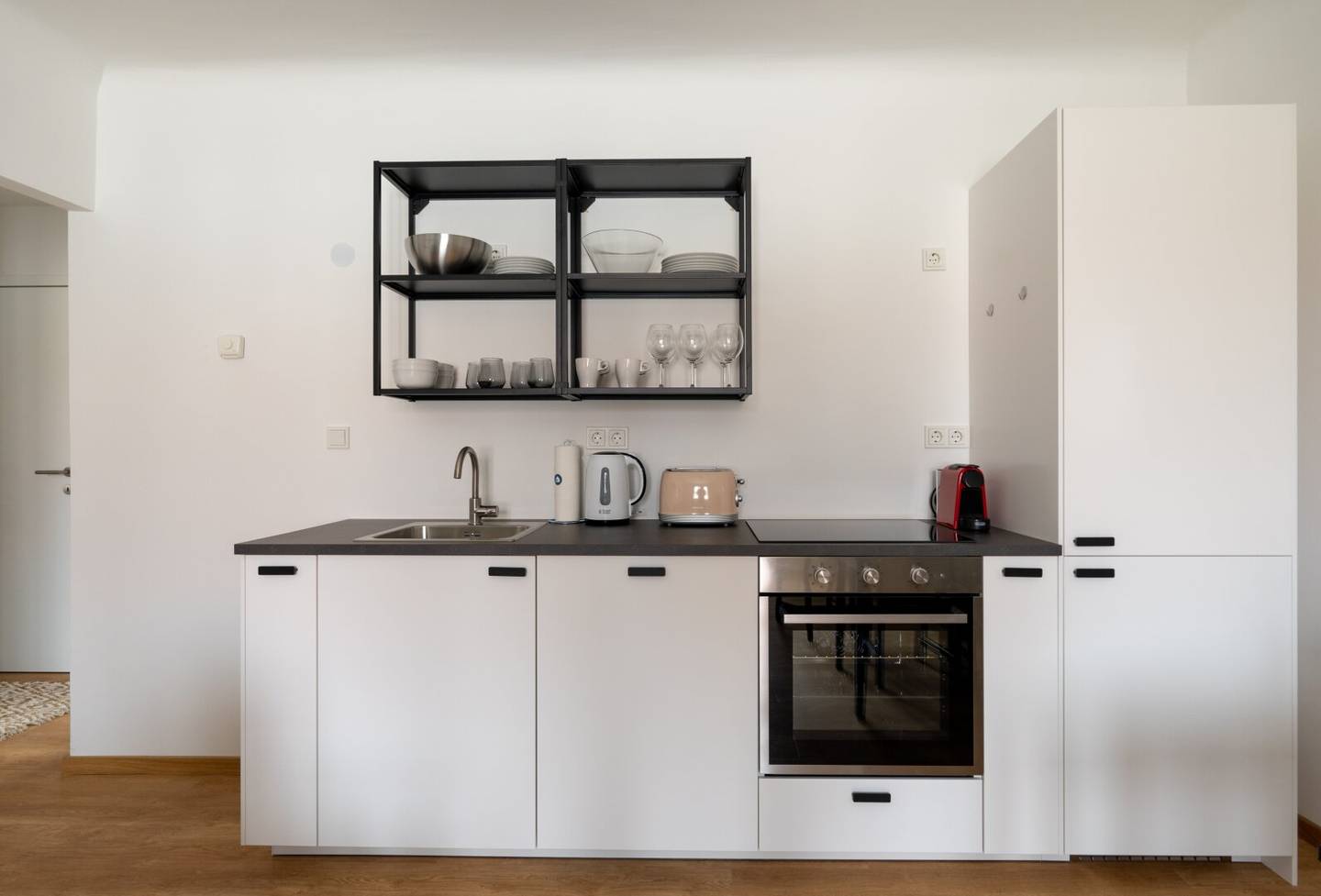 moderne 2-Zimmer-Wohnung in ruhiger Innenhoflage