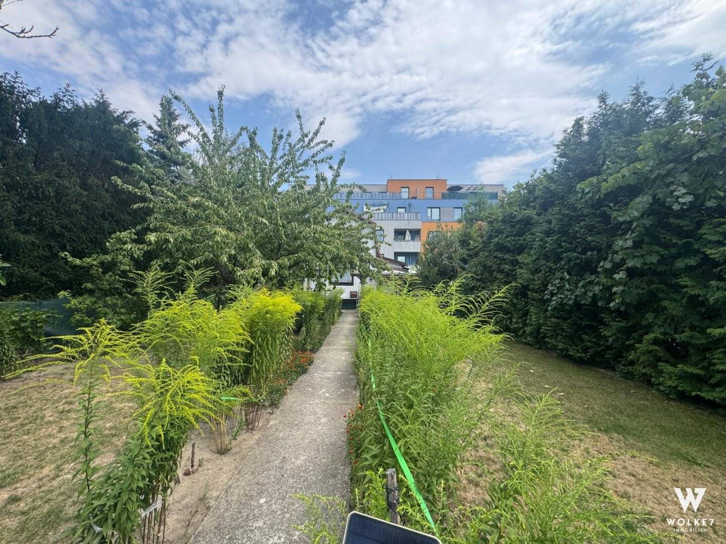 Rare opportunity: Building plot in quiet garden settlement in Vienna Floridsdorf | Near Siemensstraße S-Bahn station