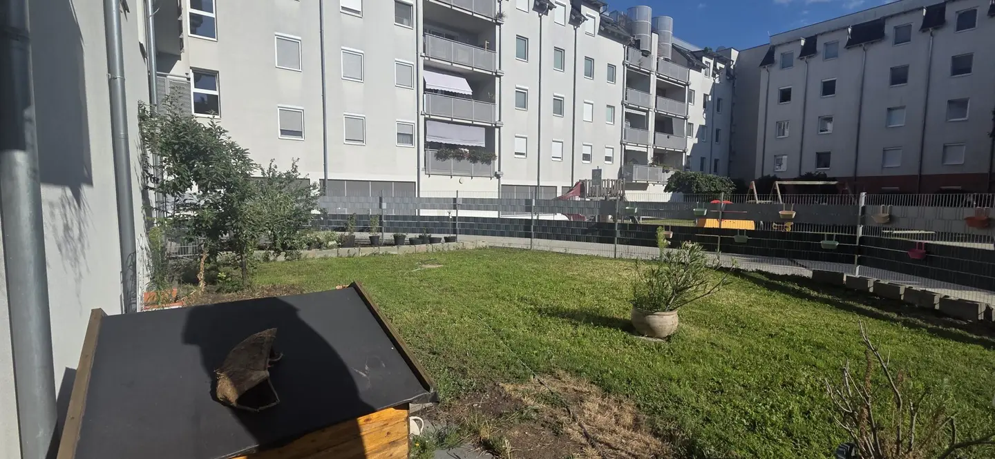 Gartenwohnung in Wiener Neustadt – neuwertig, barrierefrei und zentrumsnah – nur wenige Minuten vom Domplatz und der Innenstadt entfernt!
