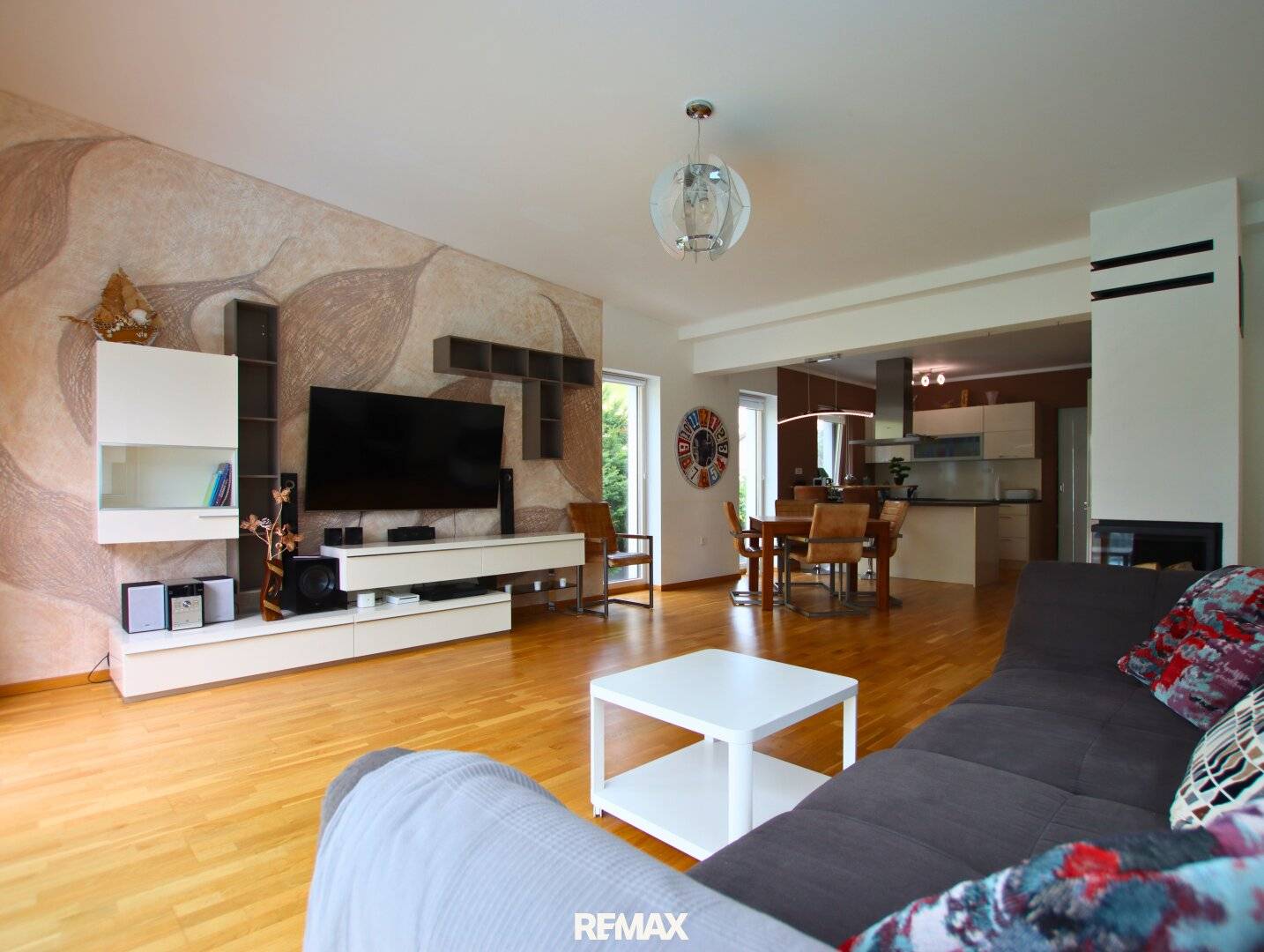 Move In and Feel at Home – Bungalow with Charm