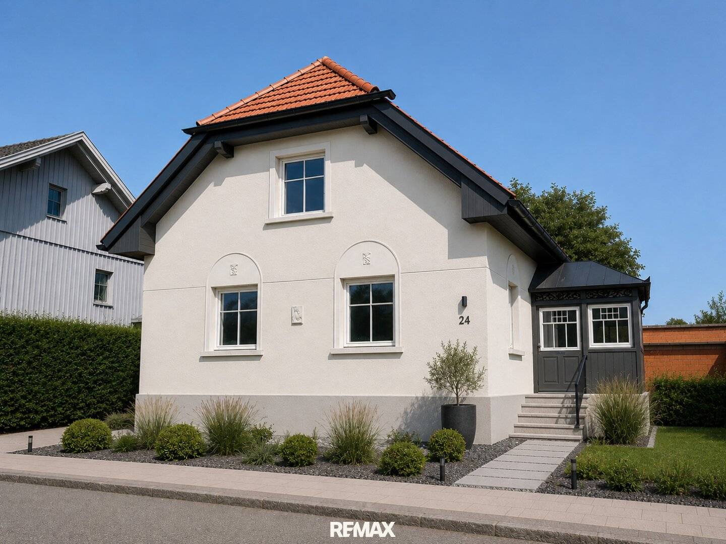 ***OPEN HOUSE Tuesday, 18 August 2026 from 16 - 18*** Centrally located residential house in Andorf