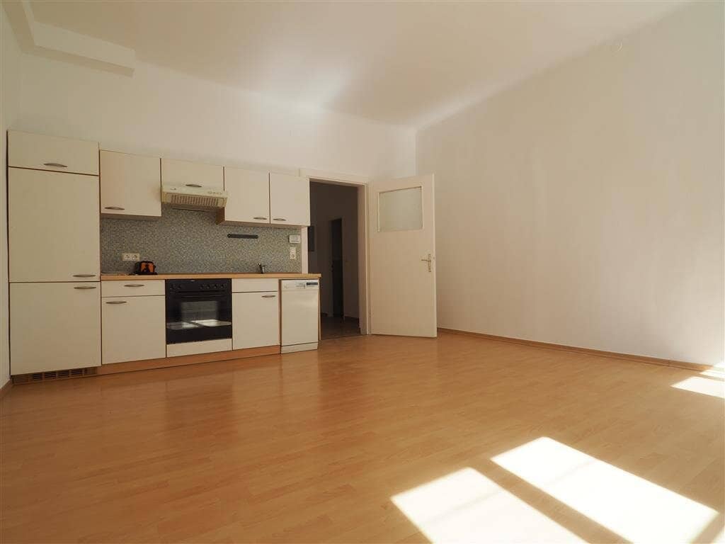 SINGELEWOHNUNG IM ZENTRUM VON WR. NEUSTADT