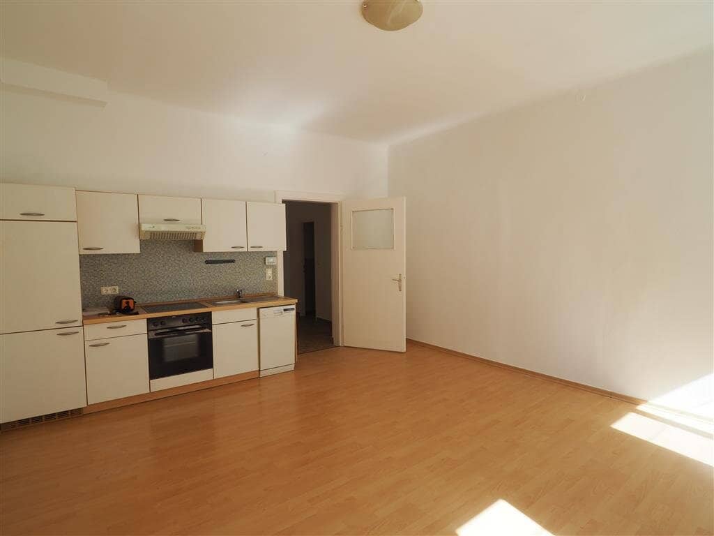 SINGELEWOHNUNG IM ZENTRUM VON WR. NEUSTADT