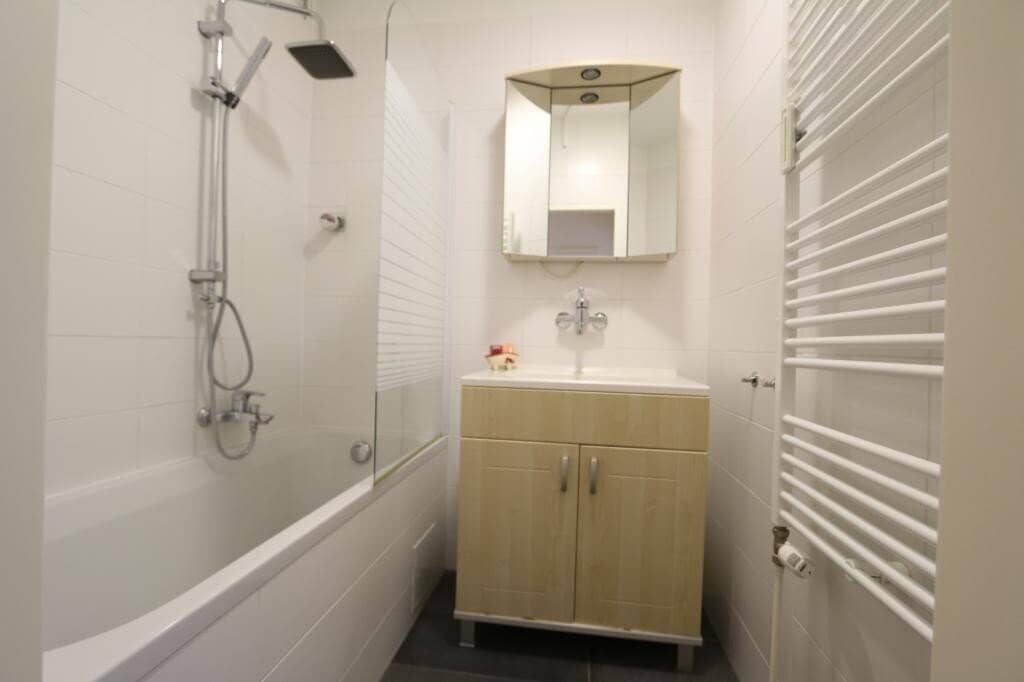 2-room apartment in quiet green location, rented on a fixed-term basis until 2030