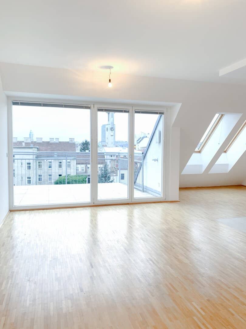 Traumhafte DG-Wohnung in 1210 Wien: 3 Zimmer, 3 Terrassen, modern und zentral!