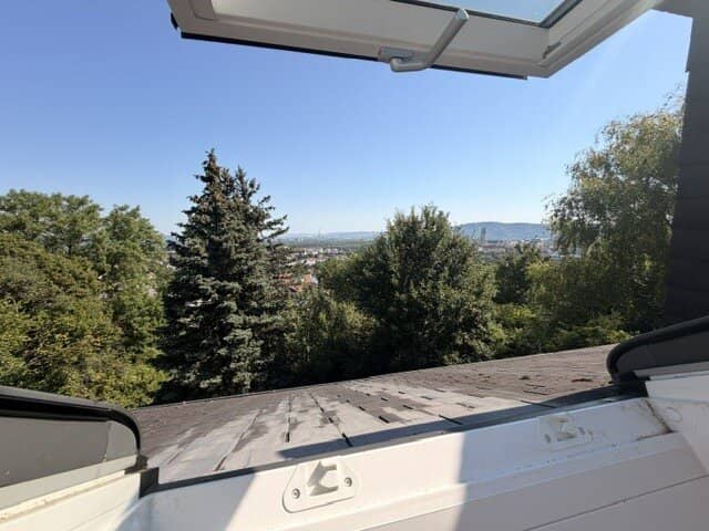 Am Ölberg: Spacious rental house with separate apartment, sauna, garden and exceptional distant view