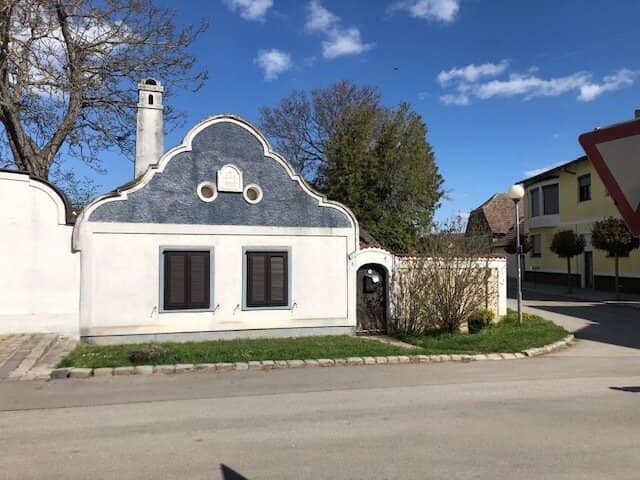 !!! RARITÄT:  Traditionelles strohgedecktes Haus mit Garten am Zicksee !!!