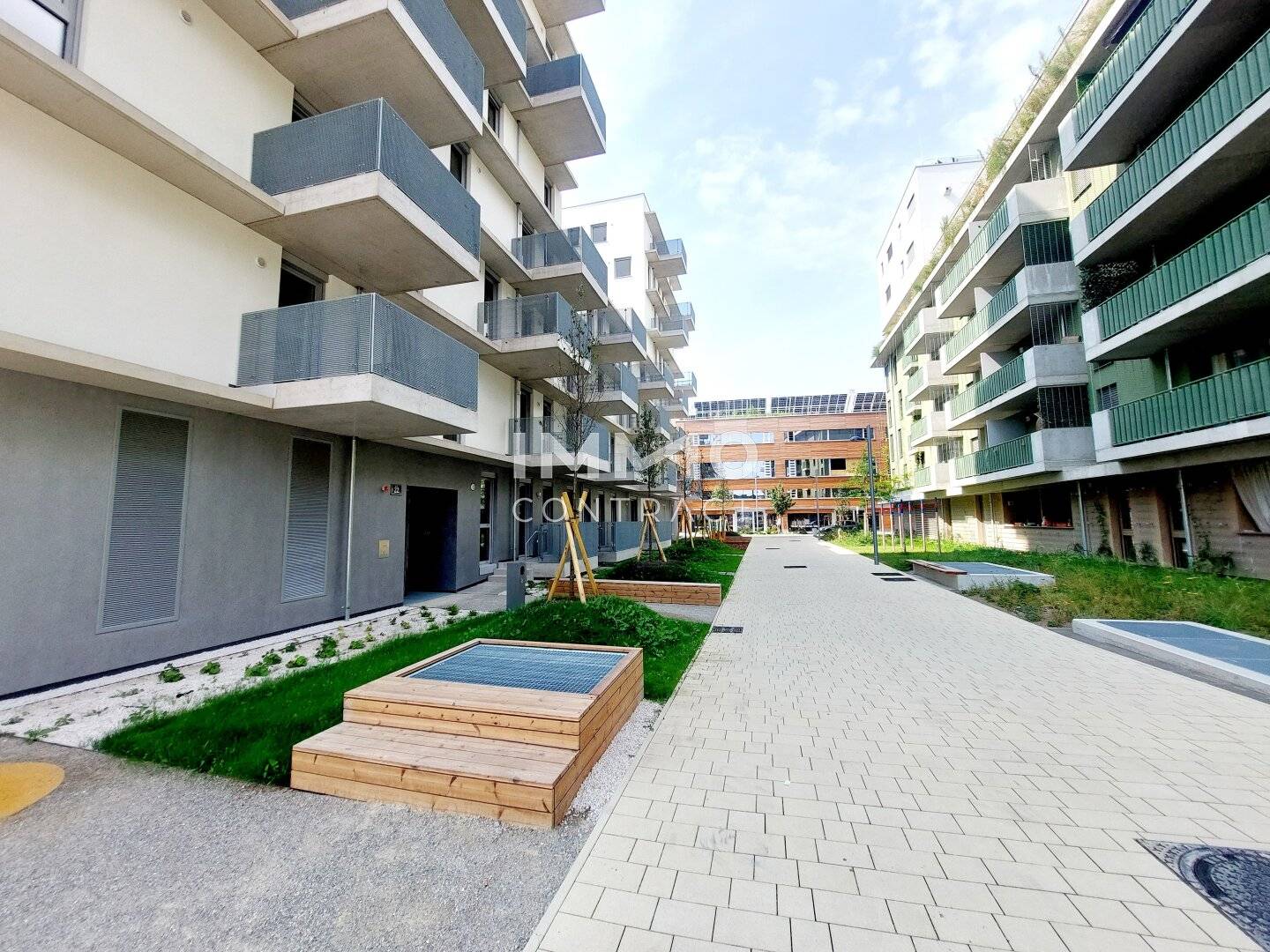 Village in the Third District – Sustainable first occupancy with two balconies in the heart of Landstraße
