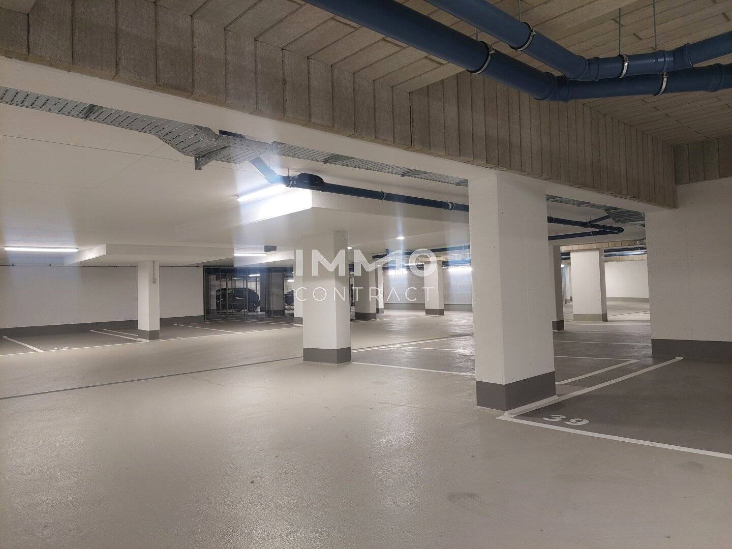 Village im Dritten – Single parking space in the underground garage – central in the 3rd district