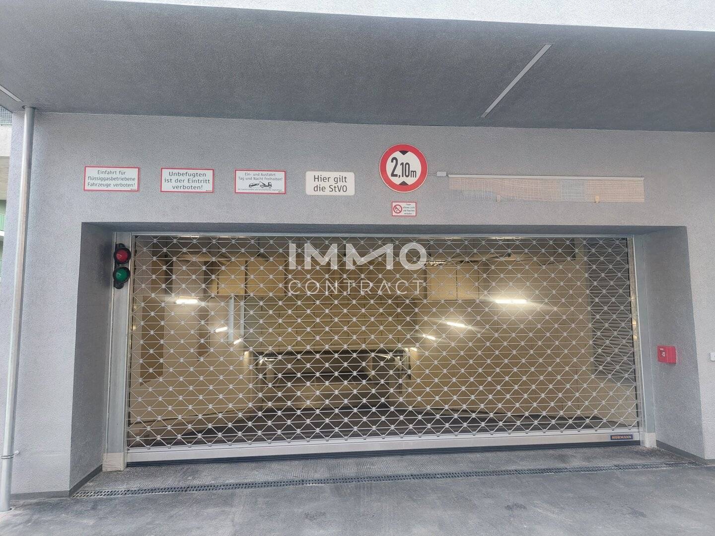 Village im Dritten – Single parking space in the underground garage – central in the 3rd district
