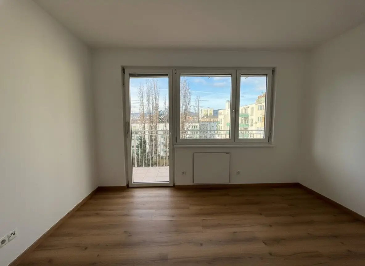 Exklusive 4-Zimmer-Wohnung in absoluter Traumlage - frisch saniert!