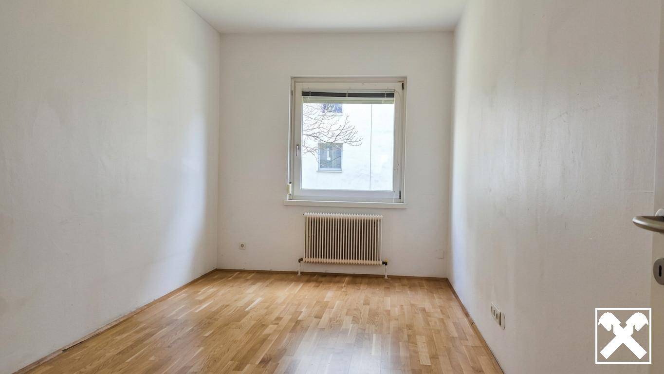 Großzügige Erdgeschosswohnung in grüner Wohnanlage