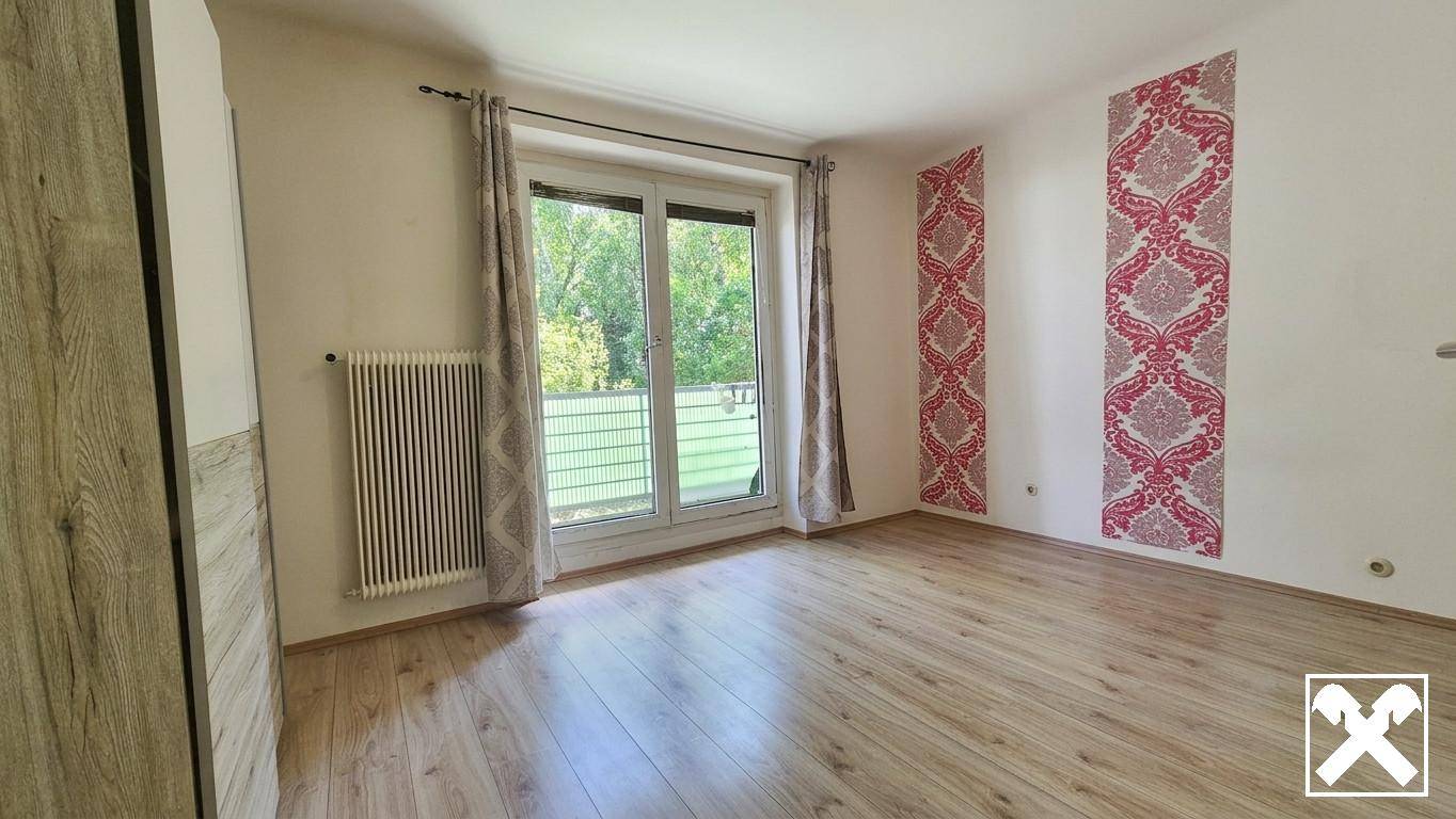 Erdgeschosswohnung with large south loggia and green view