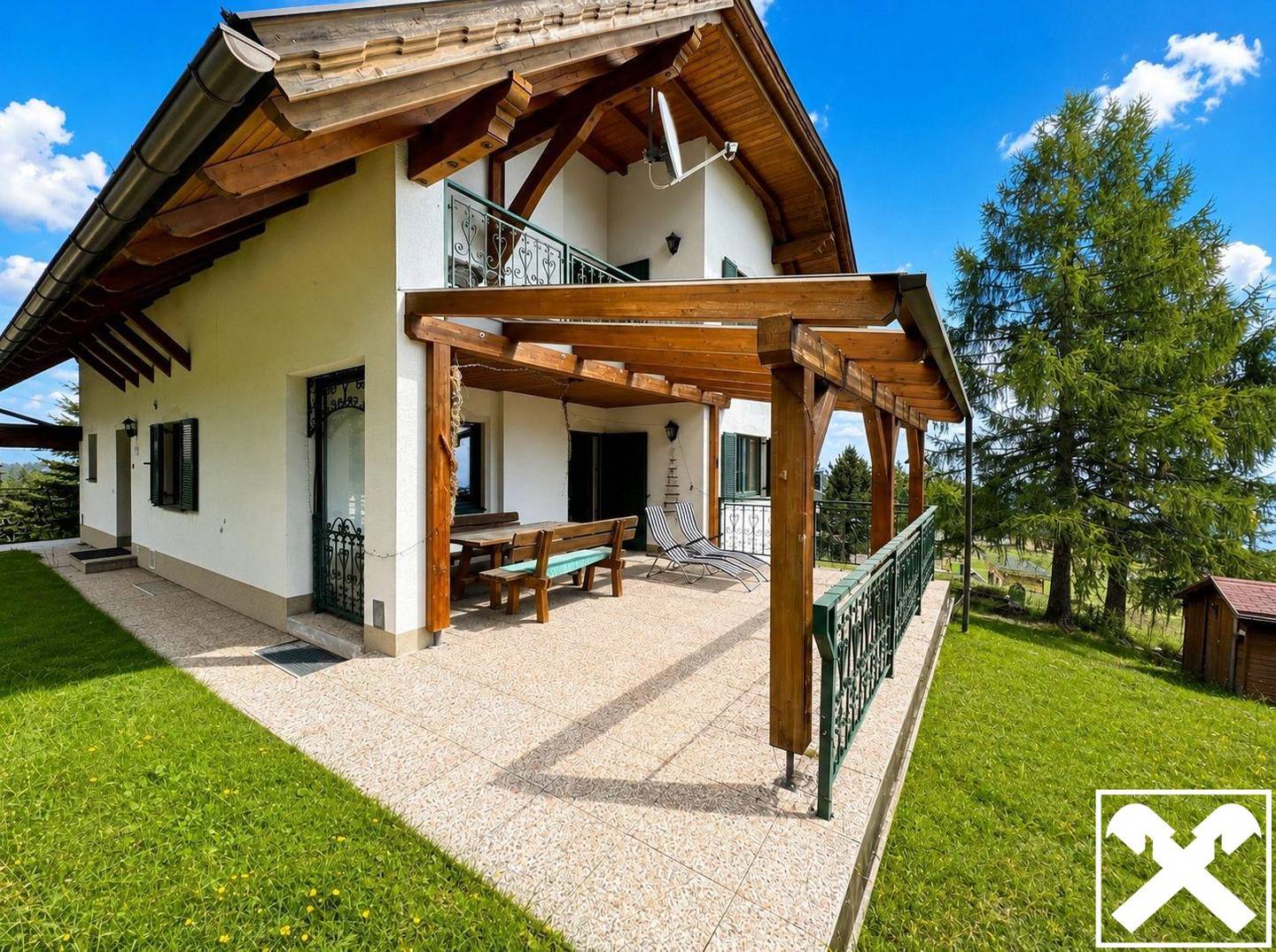 Wohnung direkt an der Skipiste mit großer Terrasse
