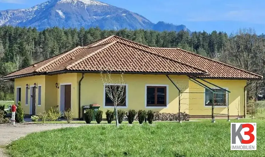 K3 - TRAUMHAFTER BUNGALOW in exklusiver Bauweise in ruhiger Dorfrandlage, barrierefrei, sucht anspruchsvollen neuen Besitzer.