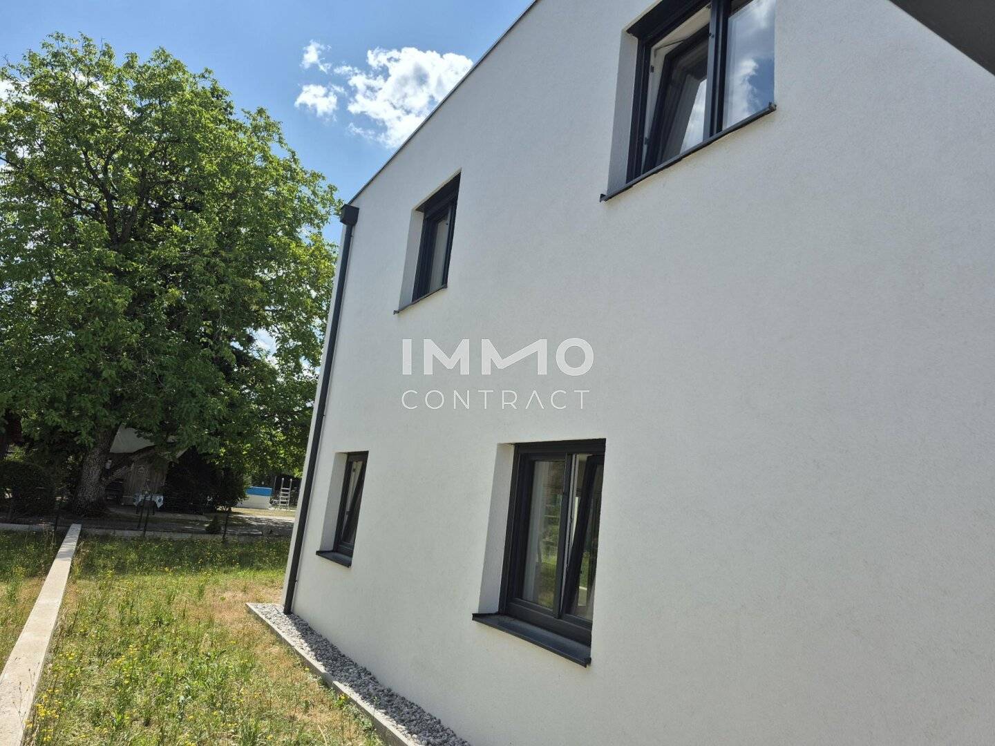 Turnkey semi-detached house first occupancy
