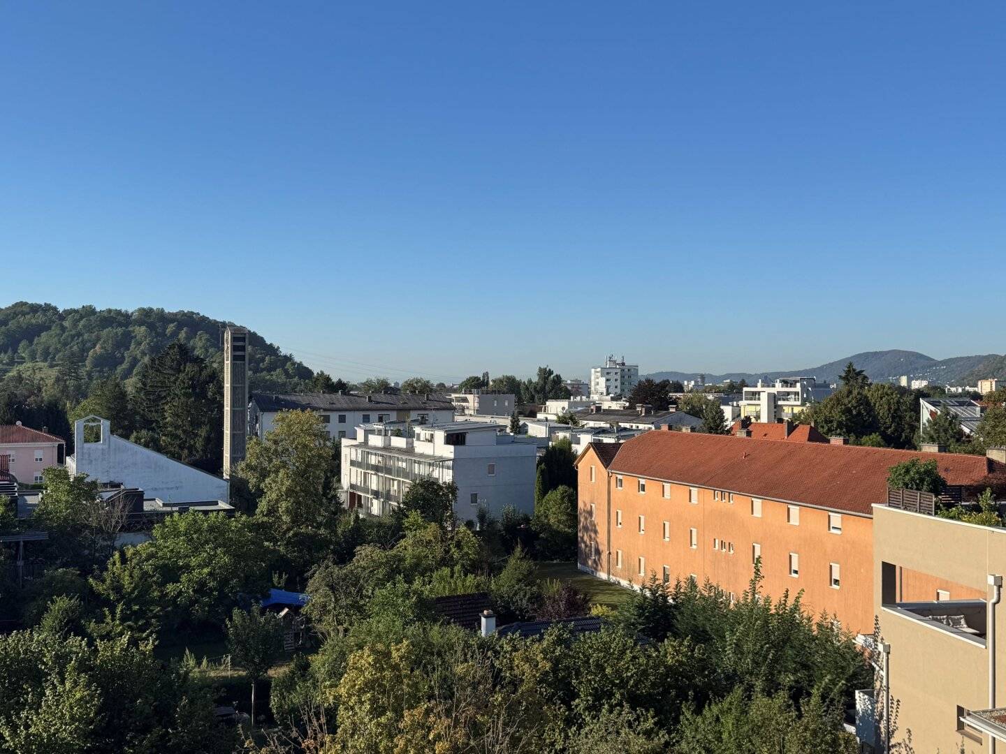 Der Balkon ist größer als Ihr Wohnzimmer: 3 Zimmer + 37 m² Freifläche in Andritz