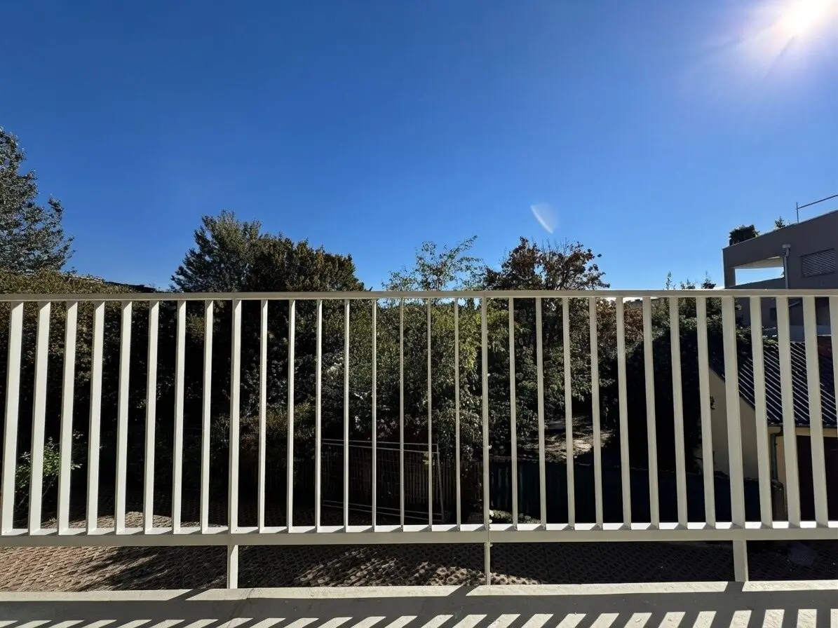 Der Balkon ist größer als Ihr Wohnzimmer: 3 Zimmer + 37 m² Freifläche in Andritz