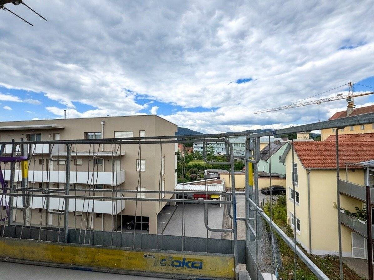 Top-floor living without paying for a penthouse: 91 m², 3 rooms, 22 m² balcony – Andritz