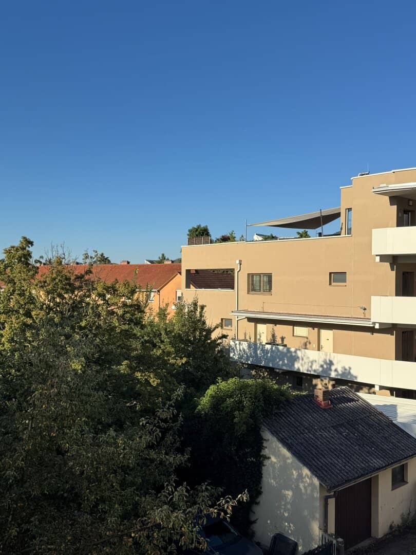 Top-floor living without paying for a penthouse: 91 m², 3 rooms, 22 m² balcony – Andritz