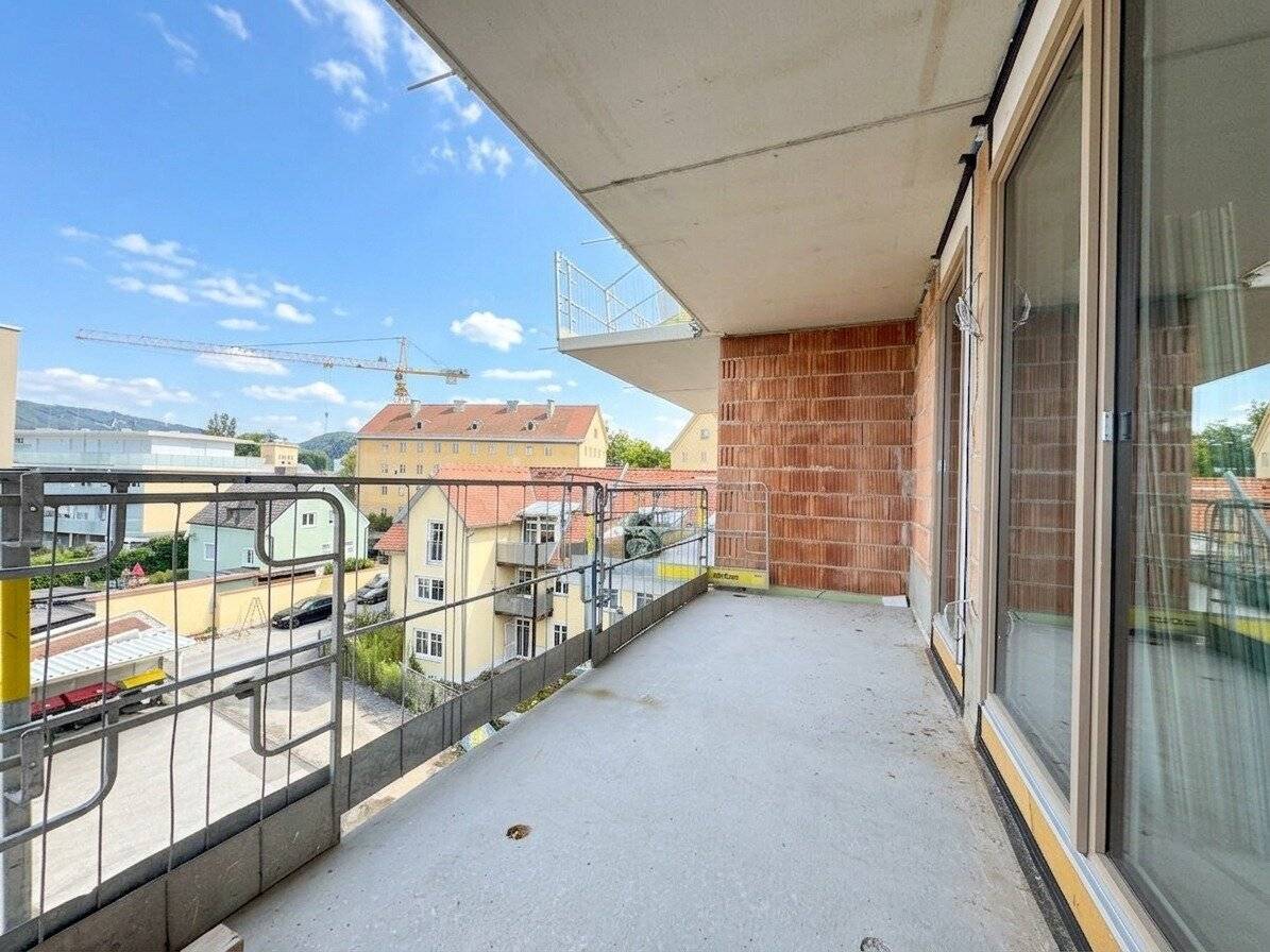 Top-floor living without paying for a penthouse: 91 m², 3 rooms, 22 m² balcony – Andritz