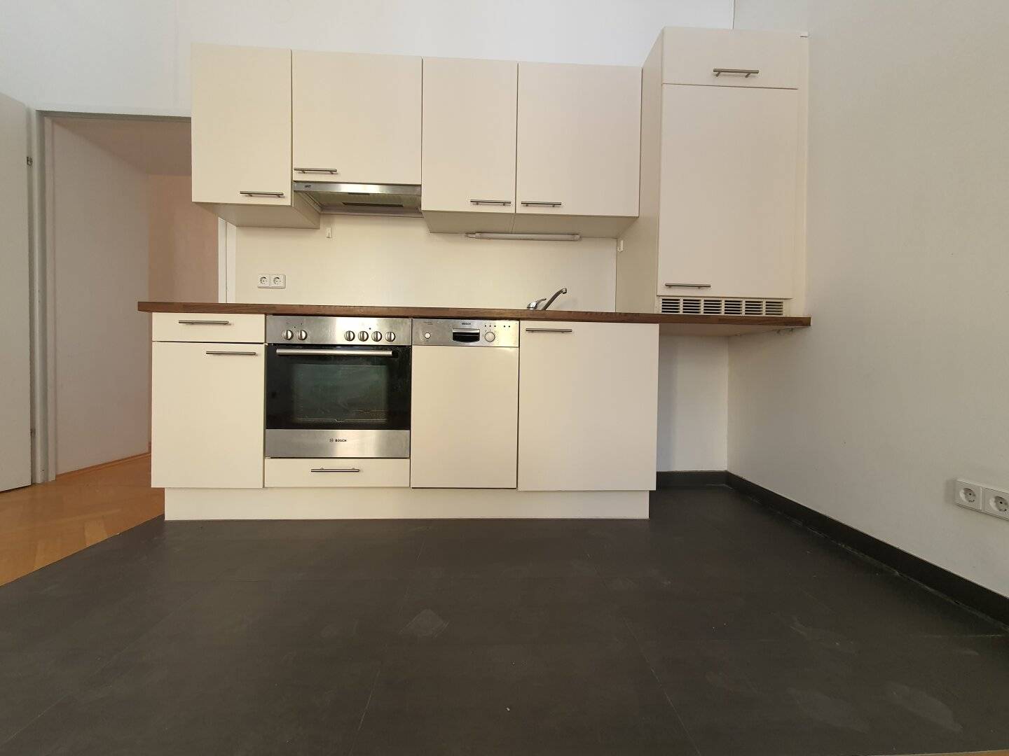 Well-maintained 2-room apartment in good and quiet location