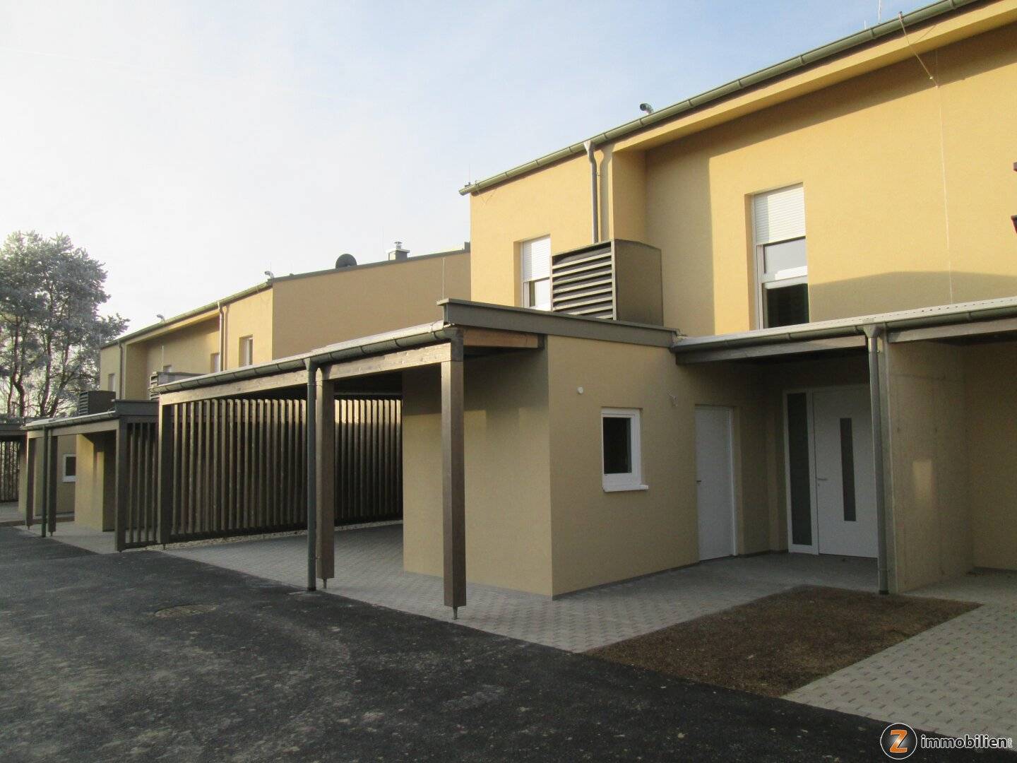 Jennersdorf: Modern sunny semi-detached house