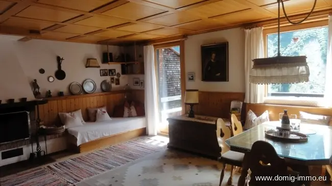 Sonnige Ferienwohnung mit Bergblick und Tiefgarage
