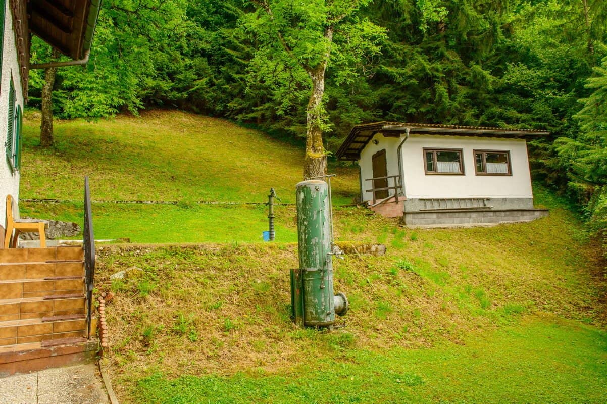 Einfamilienhaus mit Aussicht und großzügigem Grundstück