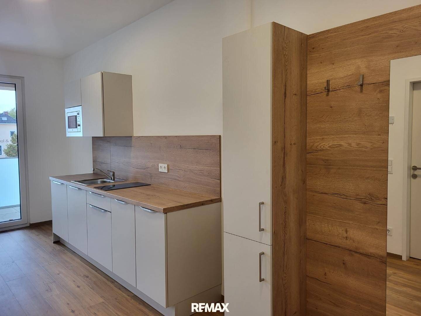 Möbliertes 1-Zimmer-Apartment mit Loggia € 560,- inkl. BK, HK, Strom u. Wlan