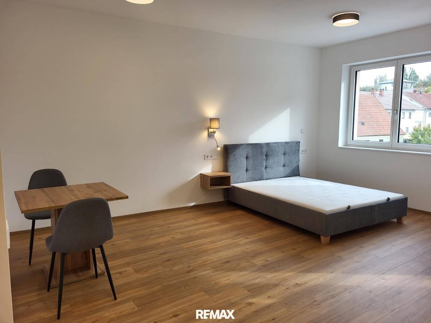 Möbliertes 1-Zimmer-Apartment mit Loggia € 560,- inkl. BK, HK, Strom u. Wlan