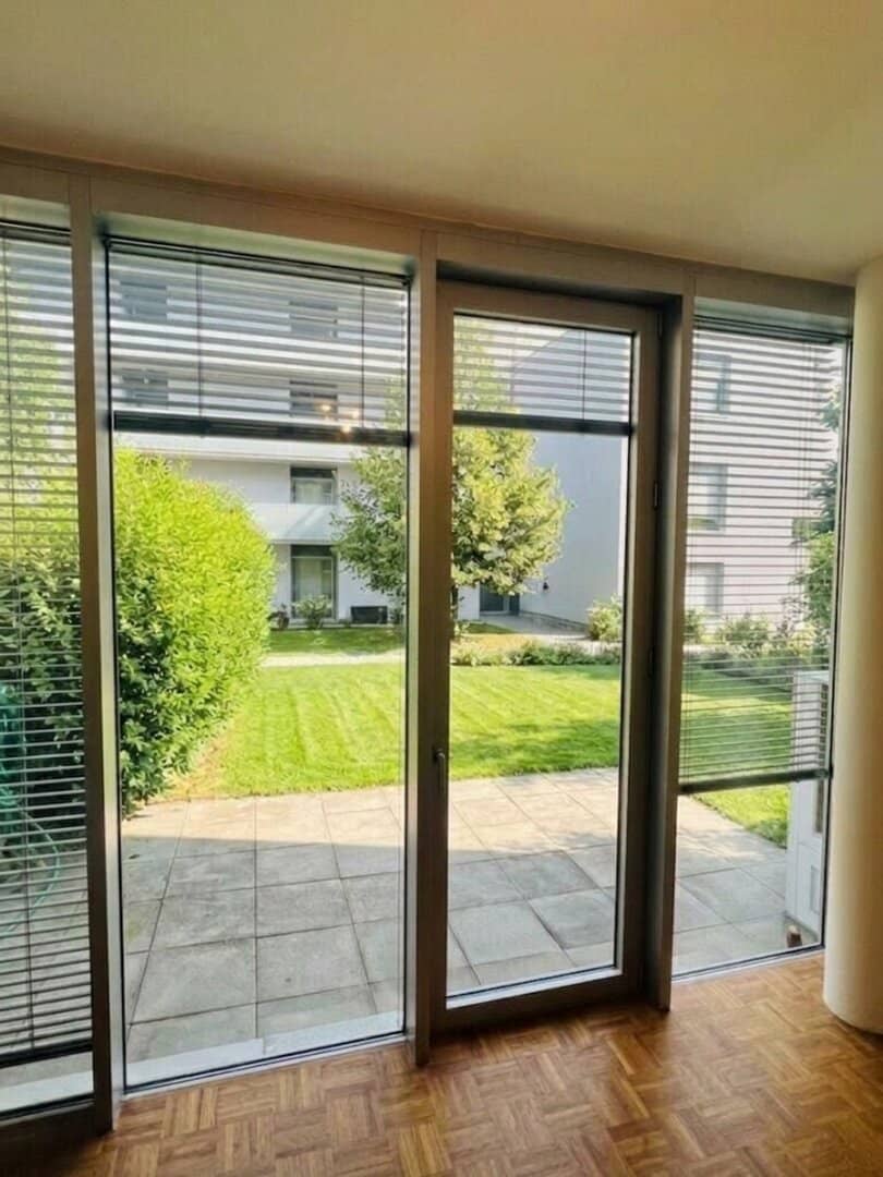 Quiet newly renovated 65m2 garden apartment in top location with plenty of space for individual design!
