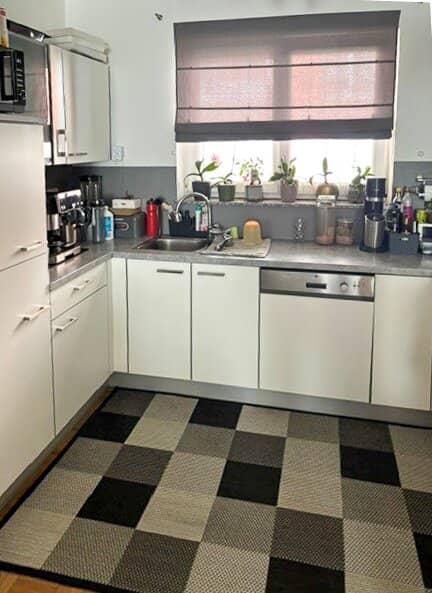 Perfect apartment for families Spacious 3 rooms terrace and underground garage space included
