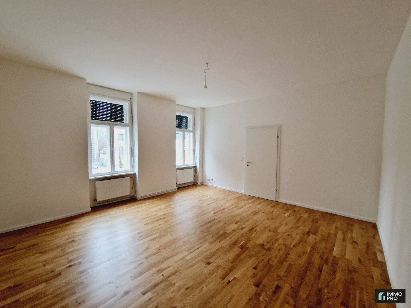 Nice office available immediately for rent in immediate proximity to Bezirksgericht Graz West