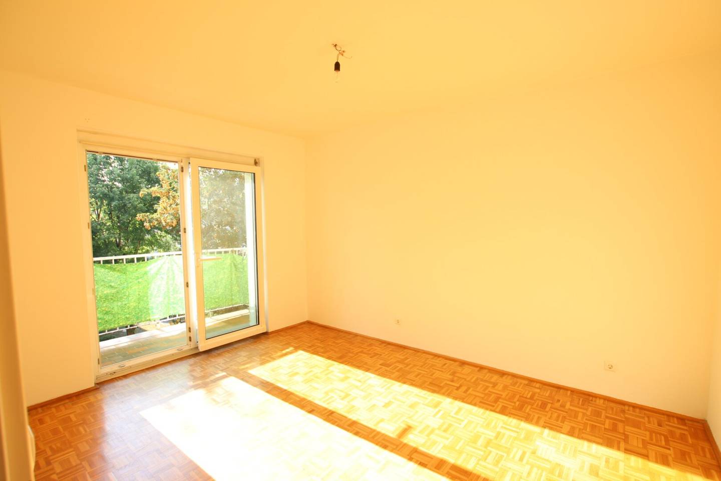 2-room apartment with balcony in Durchlaßstraße