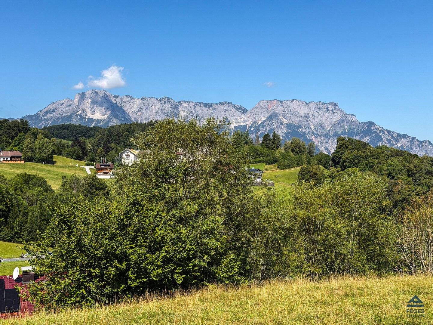 Sonniges Baugrundstück am Dürrnberg mit herrlichem Panorama