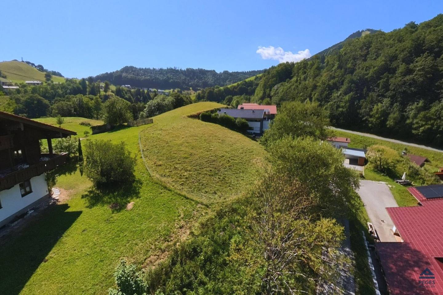 Sonniges Baugrundstück am Dürrnberg mit herrlichem Panorama