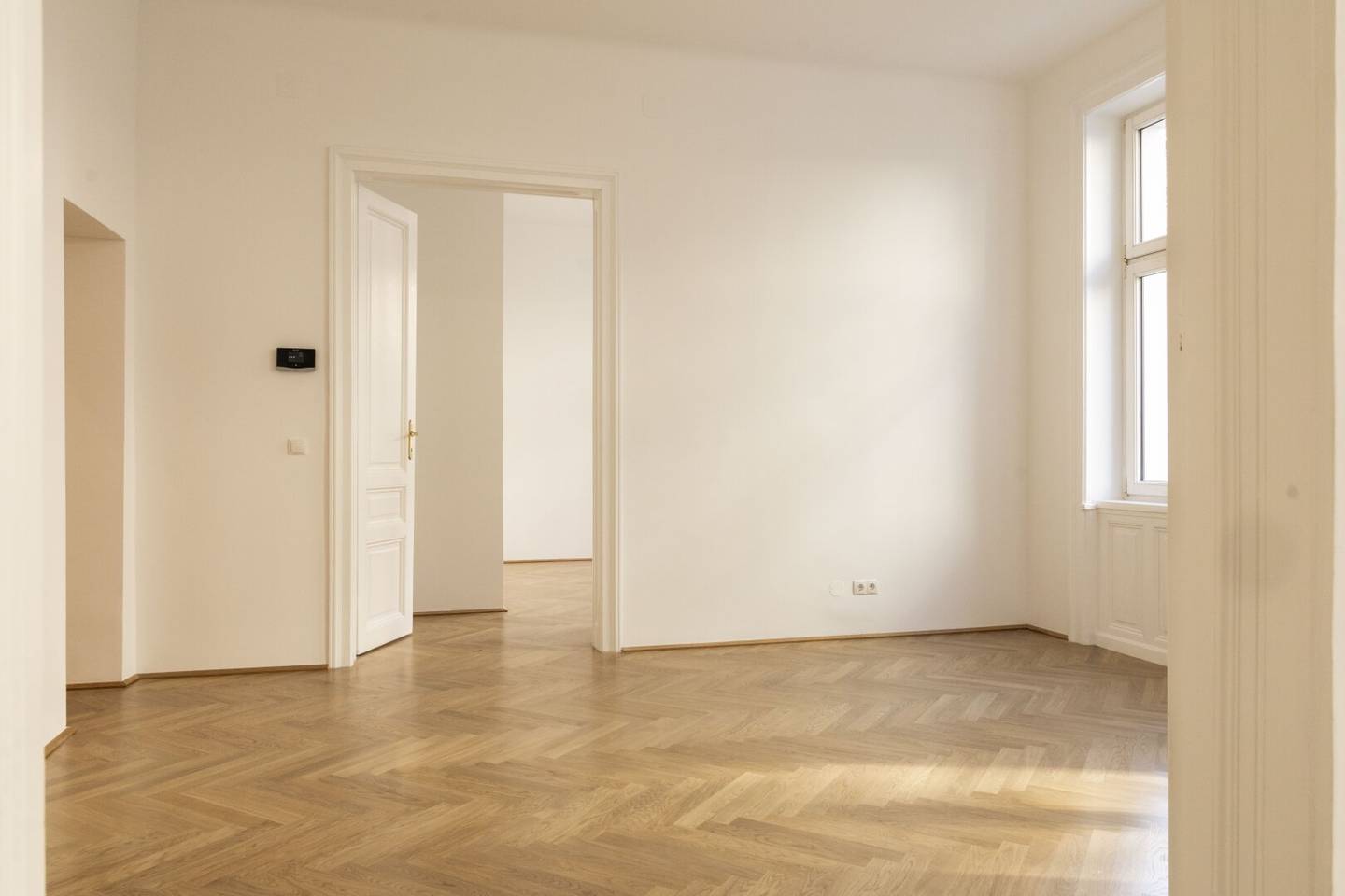 Charming period building. Freshly renovated. Prime location.