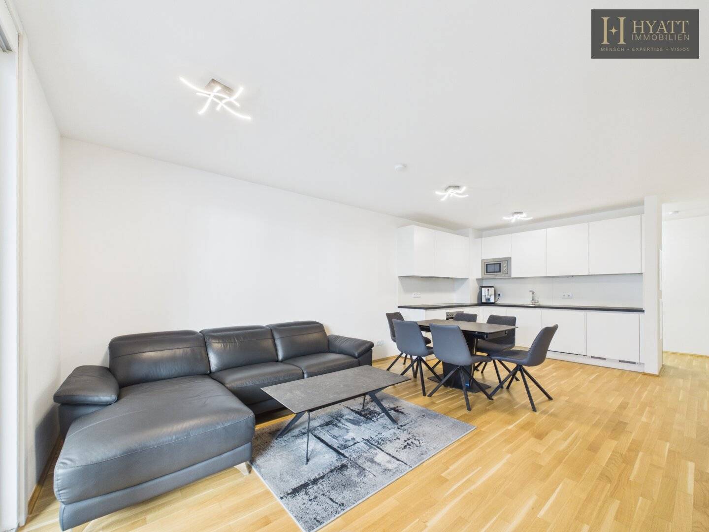 Like-new 2-room apartment with balcony in 1150 Vienna, 67m², Rent 1.500 €