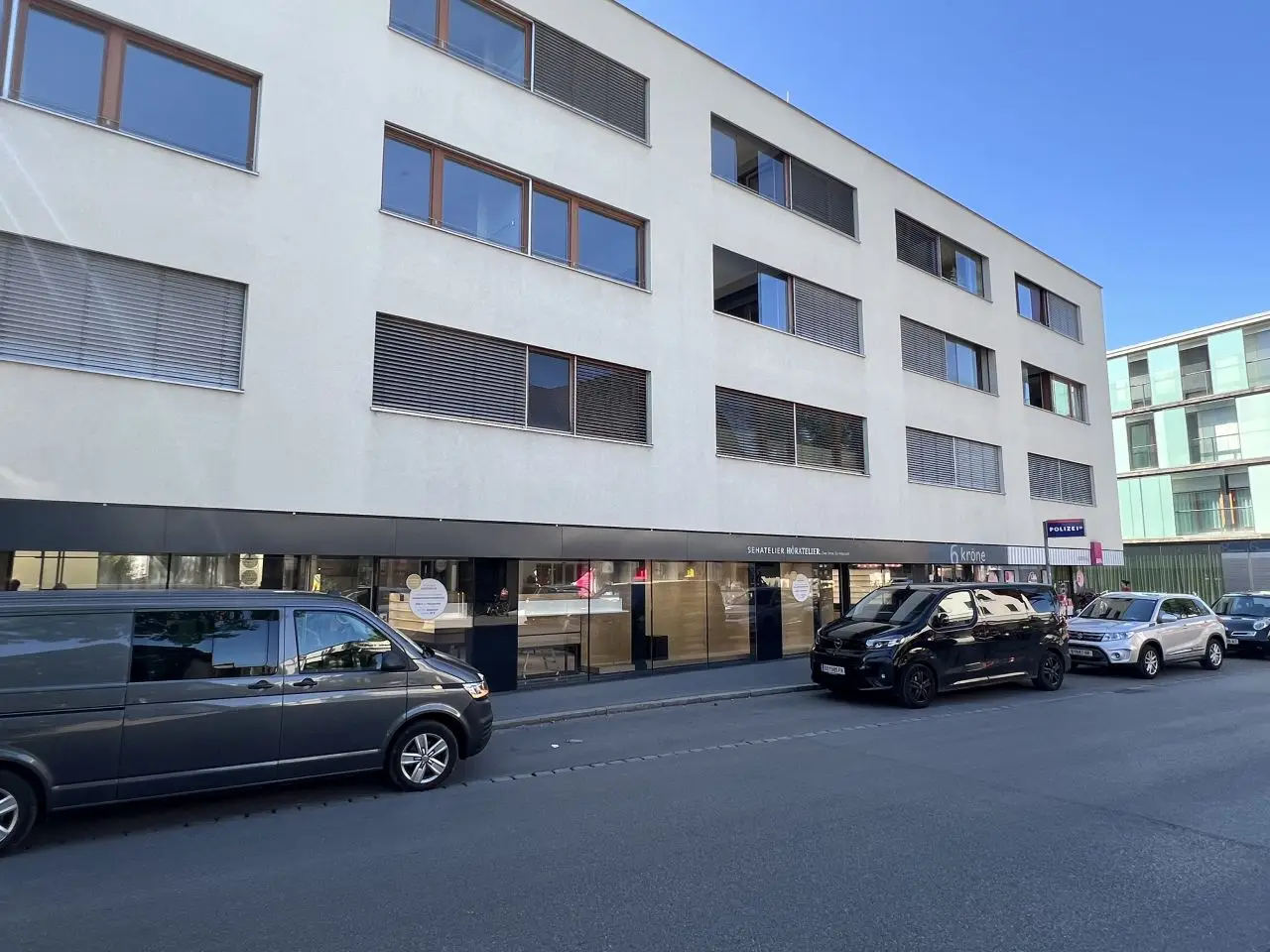 Lichtdurchflutete Dachgeschosswohnung am Blauen Platz mit Terrasse