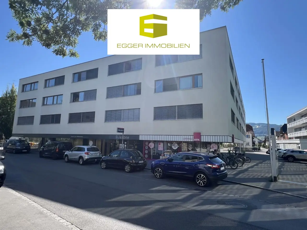 Lichtdurchflutete Dachgeschosswohnung am Blauen Platz mit Terrasse