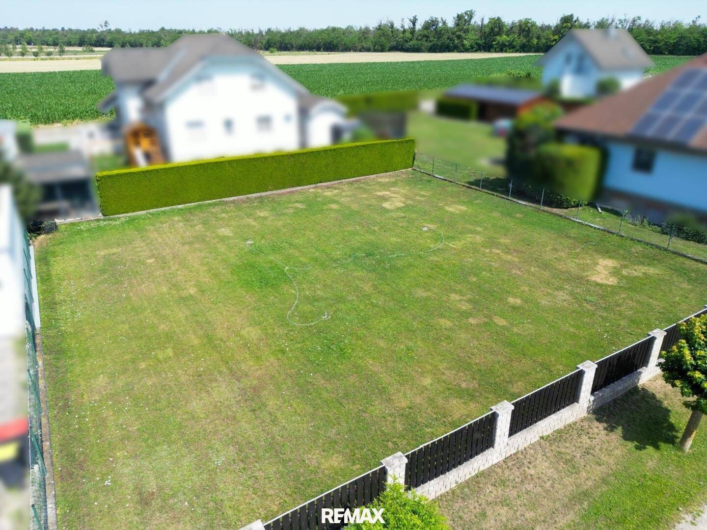 Grundstück mit Potenzial – Attraktive Investitionsmöglichkeit in ruhiger Wohnlage