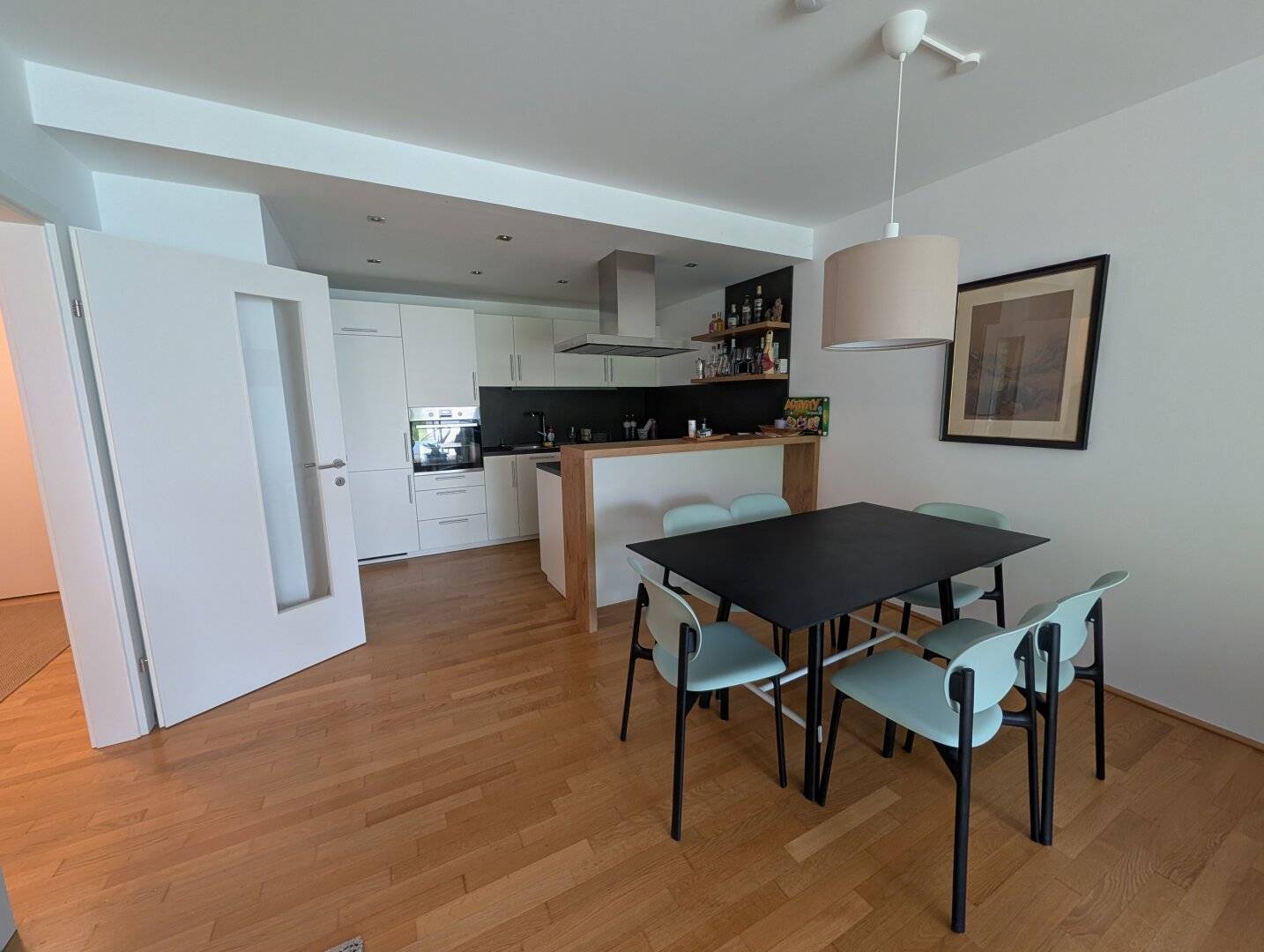 Modern 3-room apartment in Krumpendorf in a quiet location (furnishing optional, short-term rental possible)