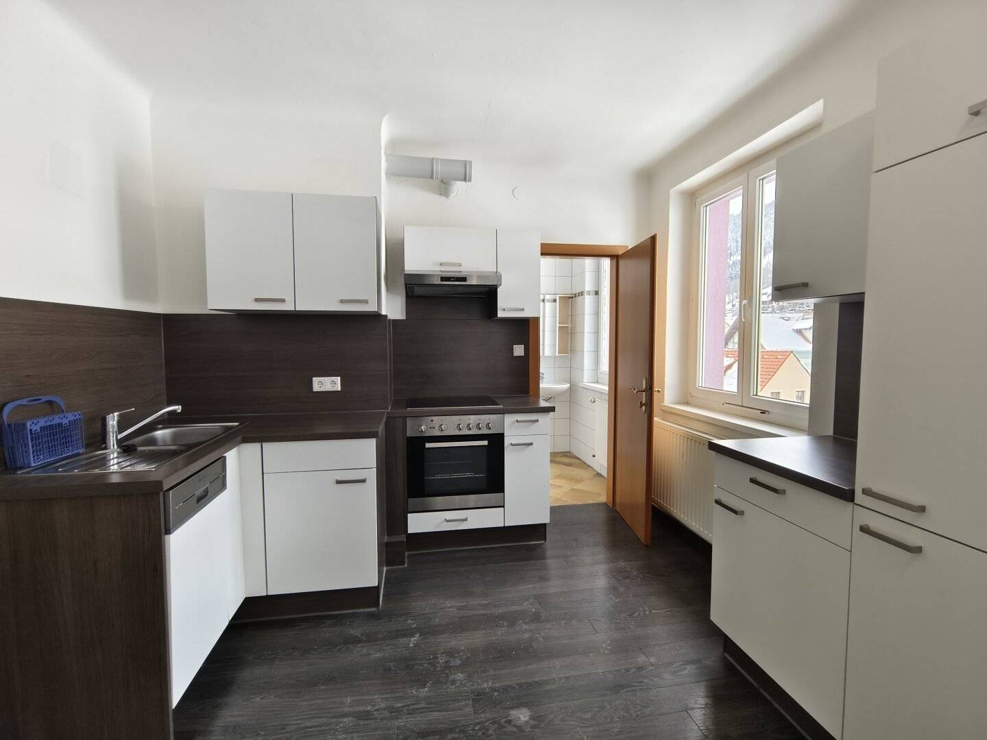 Gemütliche Wohnung im Zentrum mit Blick auf die Skipisten