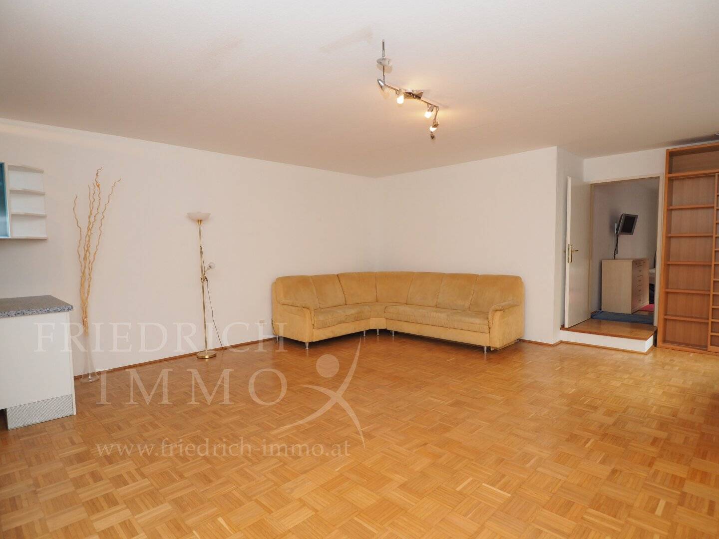 Beautiful 3-room new build apartment - garage parking space optionally available